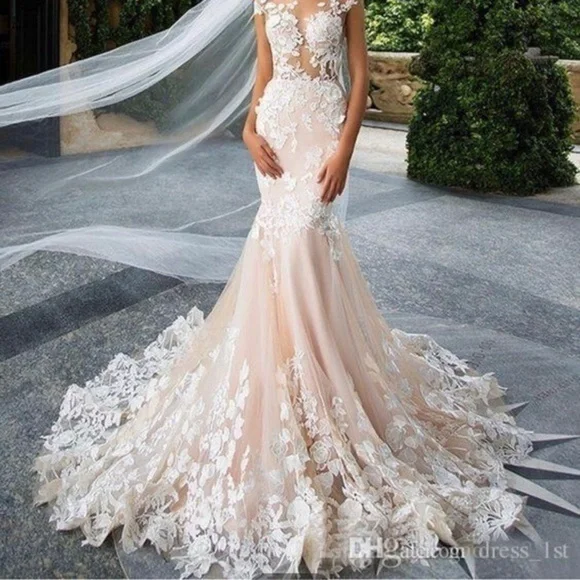 Betti Wedding Dress by Milla Nova - Picture 2 of 7